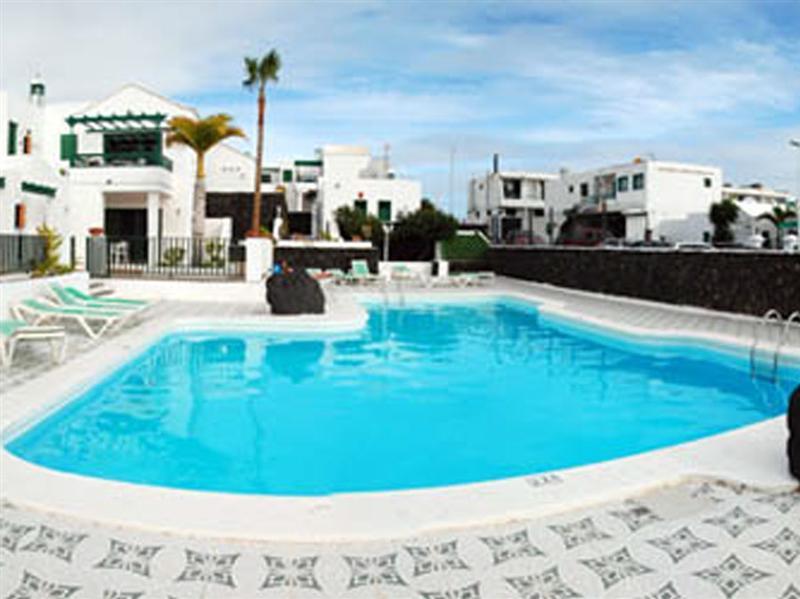 Apartamentos Las Acacias Пуерто-дель-Кармен Екстер'єр фото