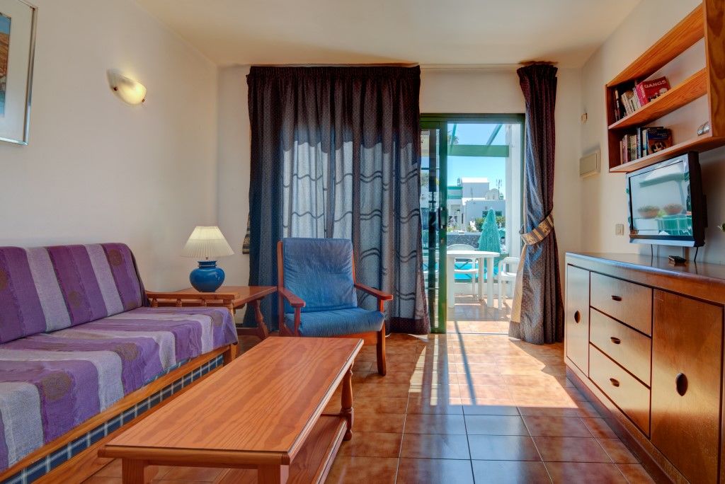 Apartamentos Las Acacias Пуерто-дель-Кармен Екстер'єр фото